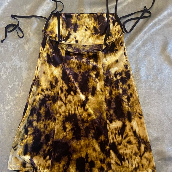 Urban Outfitters Dawn tye dye slip dress -NWOT SIZE S/p - Picture 2 of 5